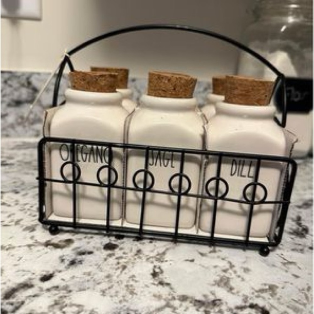 MAGENTA Spice Jars